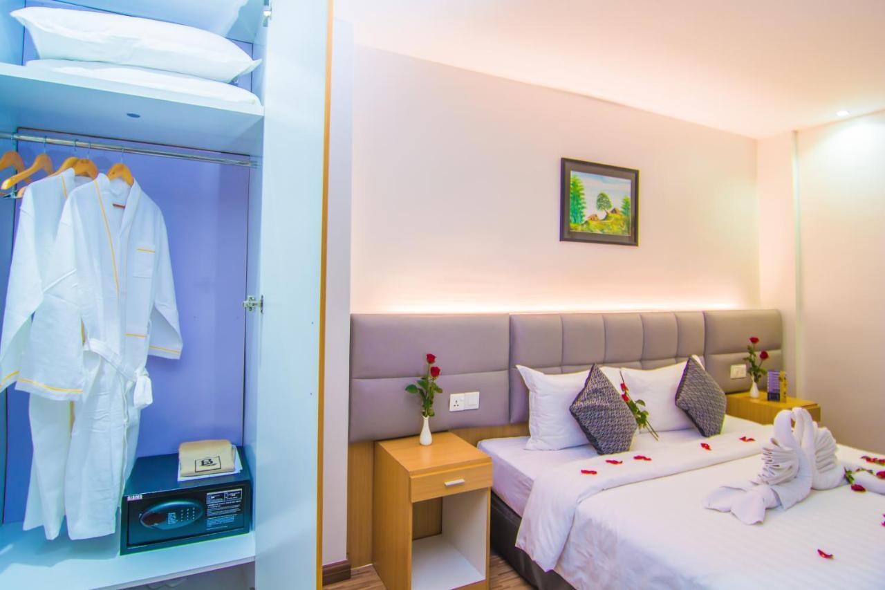 Botahtaung Hotel Янгон Екстериор снимка